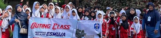 Belajar Sambil Berpetualang! Siswa SD Muhammadiyah Boja Tanam Alpukat di Lembah Nirwana