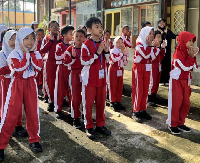 ASYIK & BERMAKNA! KELAS 1 BELAJAR MASAK DAN MENANAM DI RIVER WALK BOJA
